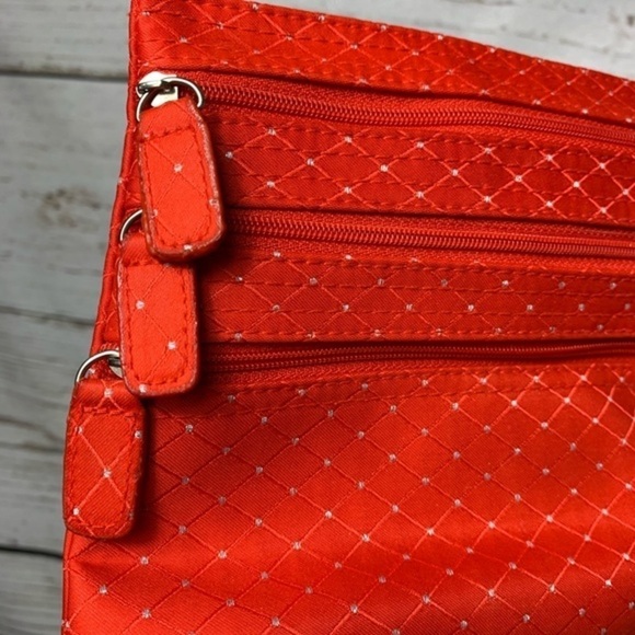 Cosmetic Bag 3 Zippered Pockets - Picture 4 of 7